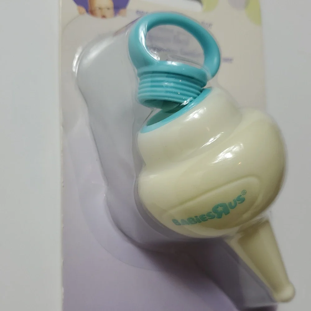 BabiesRUs Cream and Blue Baby Aspirator